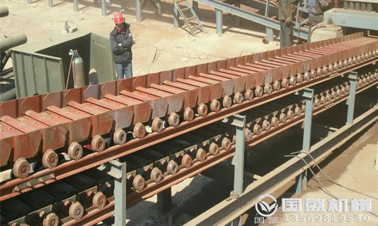 新乡鳞板污污视频在线播放青青草